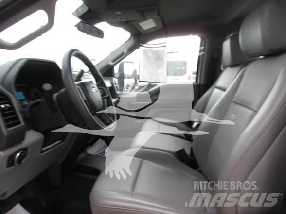Ford F350 Būvniecība- Citi