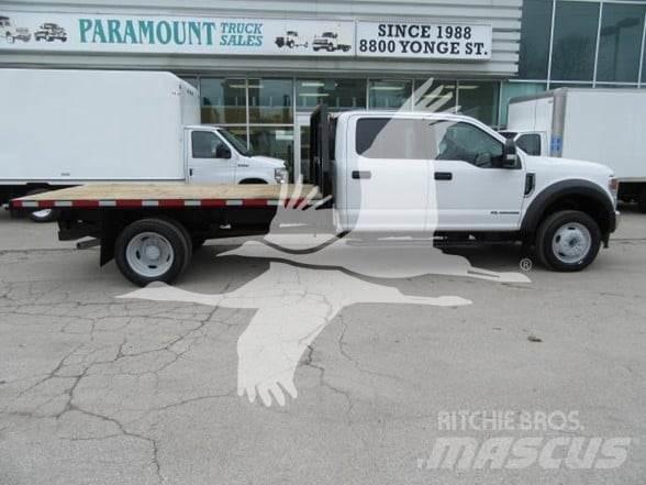 Ford F550 Platformas/izkraušana no sāniem