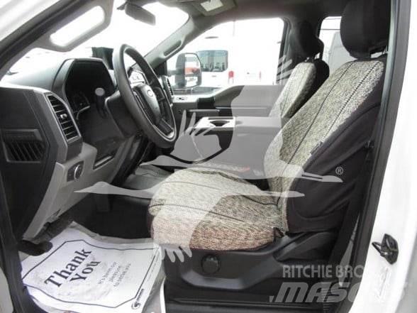 Ford F550 Platformas/izkraušana no sāniem
