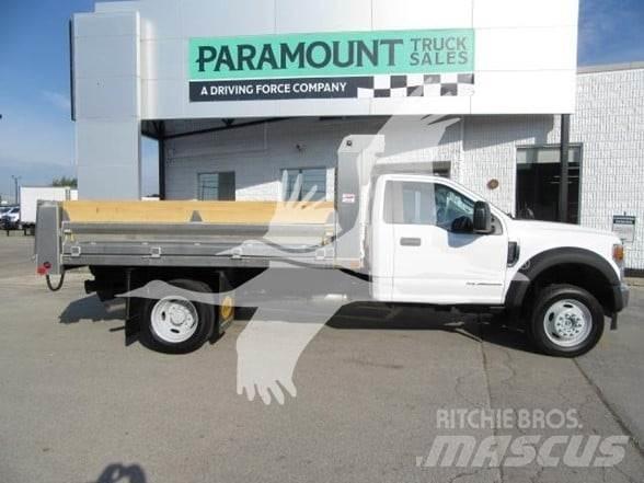 Ford F550 Pašizgāzējs