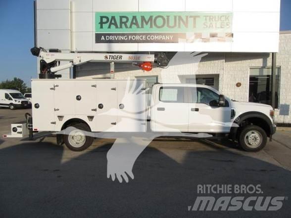 Ford F550 Būvniecība- Citi