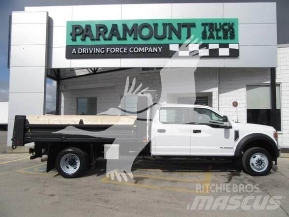 Ford F550 Pašizgāzējs