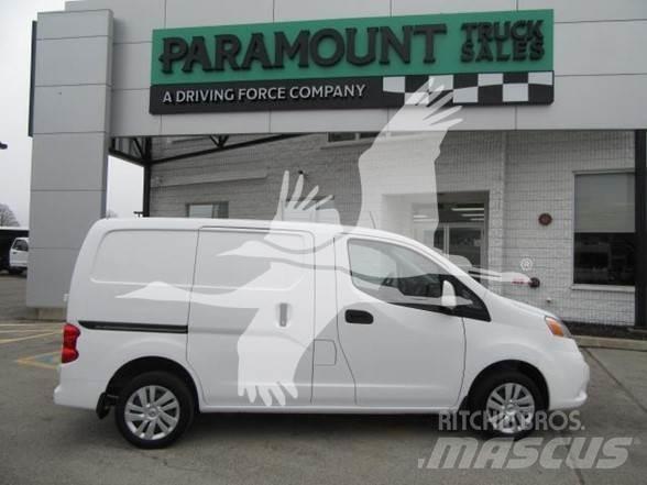 Nissan NV200 Būvniecība- Citi