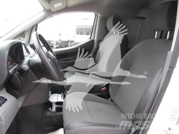 Nissan NV200 Būvniecība- Citi