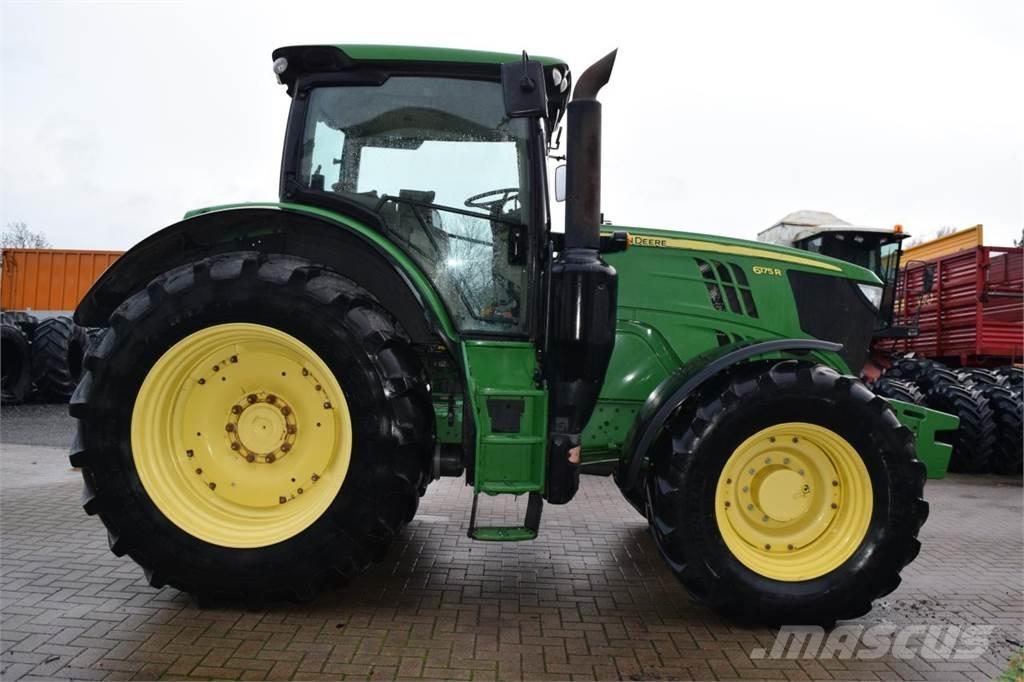 John Deere 6175 R Traktori