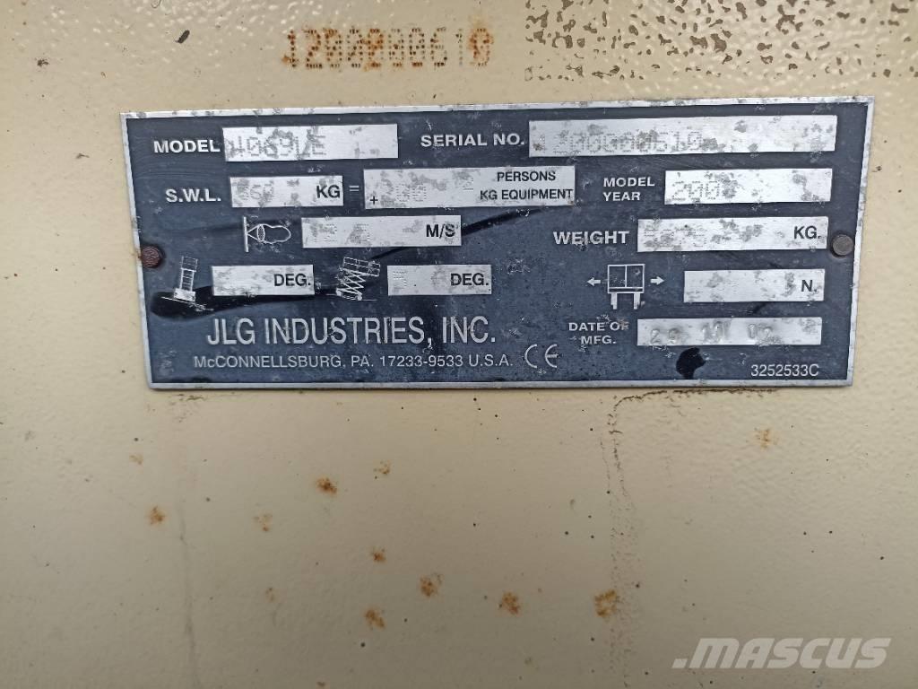 JLG 4069 LE Šķerveida pacēlāji