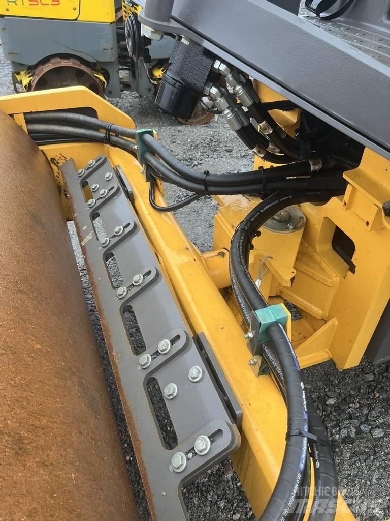 Volvo SD 45 B Vienvalča grunts veltņi