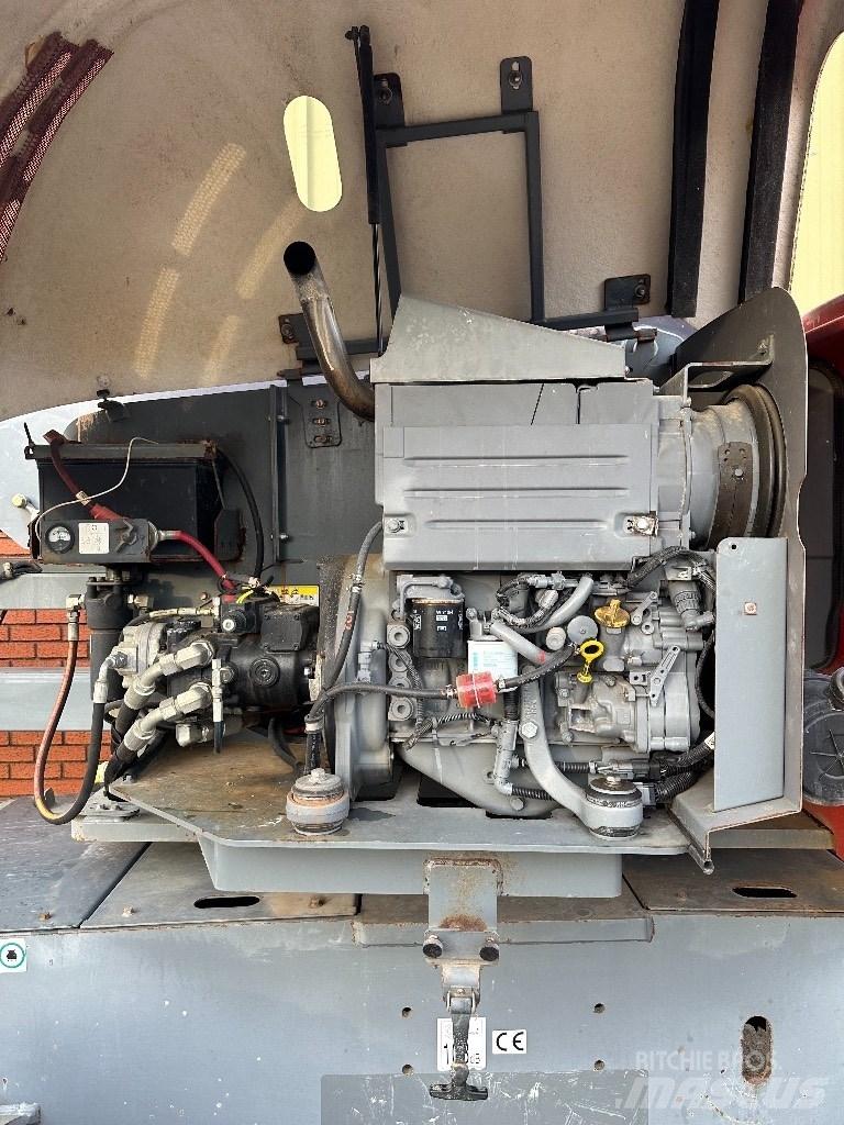 SkyJack SJ 46 AJ Strēles pacēlāji