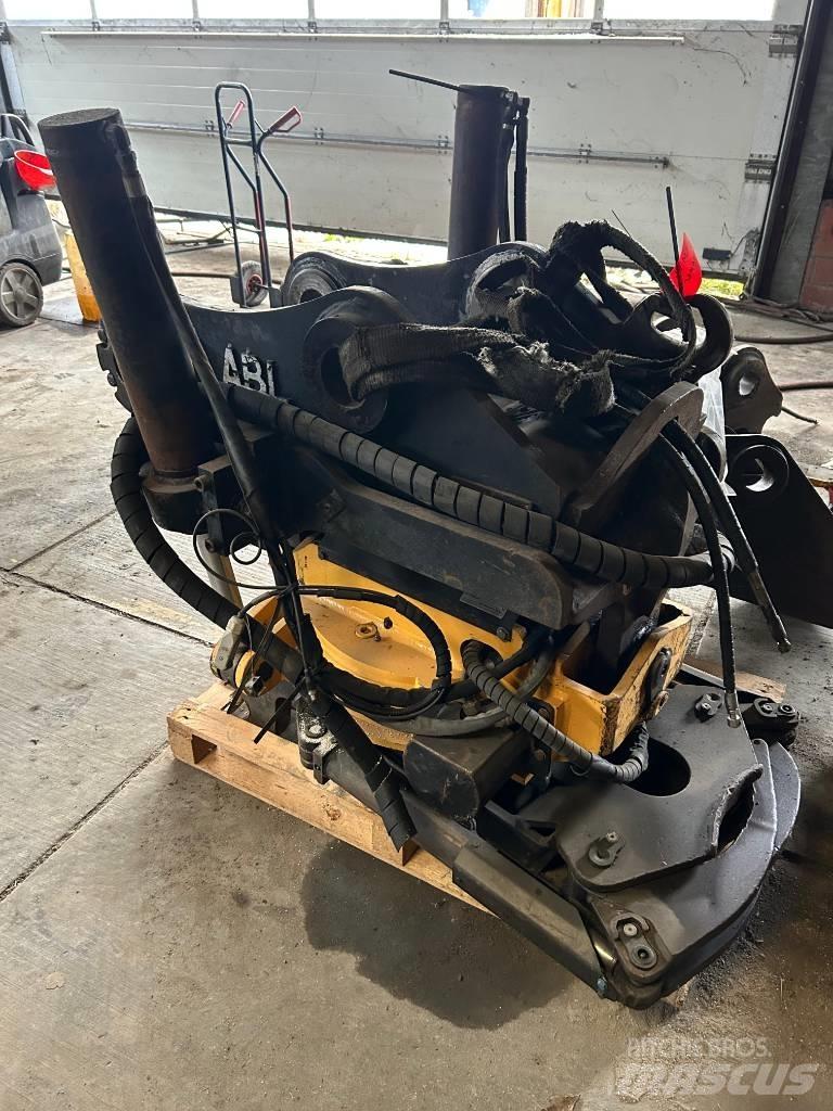 Engcon Tiltrotator Rotējošas ierīces