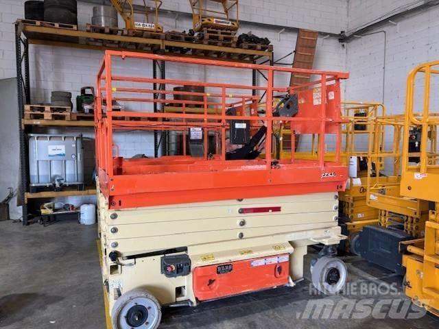 JLG ES3246 Šķerveida pacēlāji