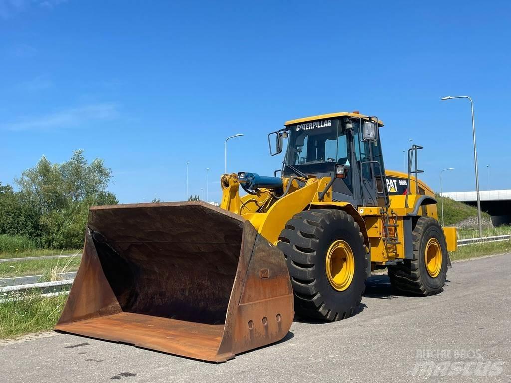 CAT 966H Iekrāvēji uz riteņiem
