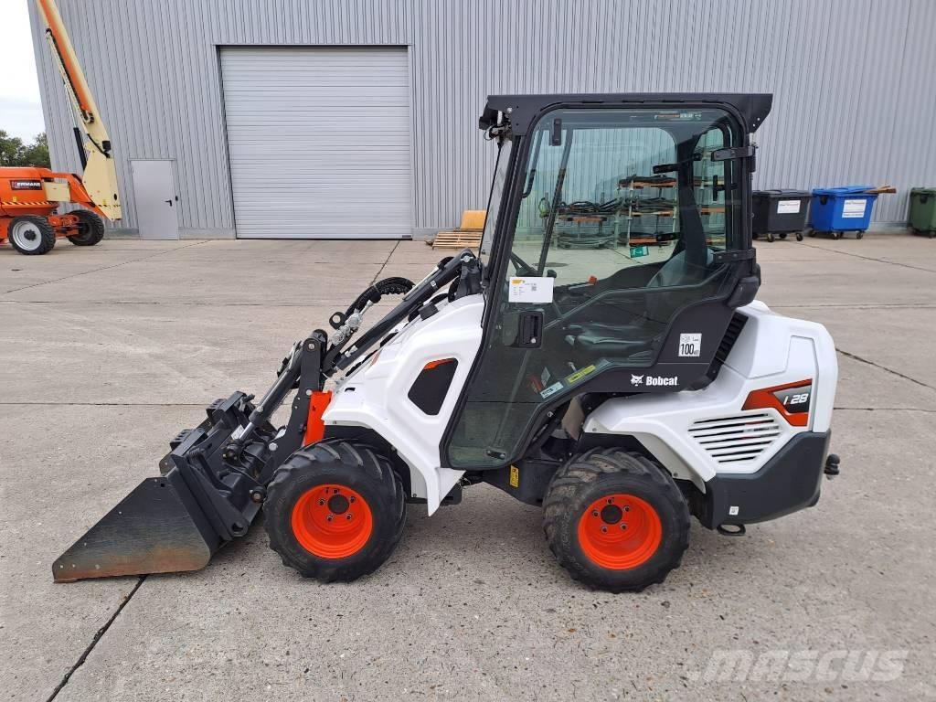 Bobcat L28 Iekrāvēji uz riteņiem