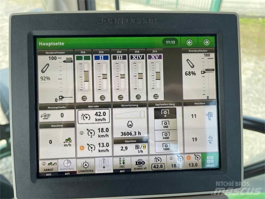 John Deere 6130R Traktori