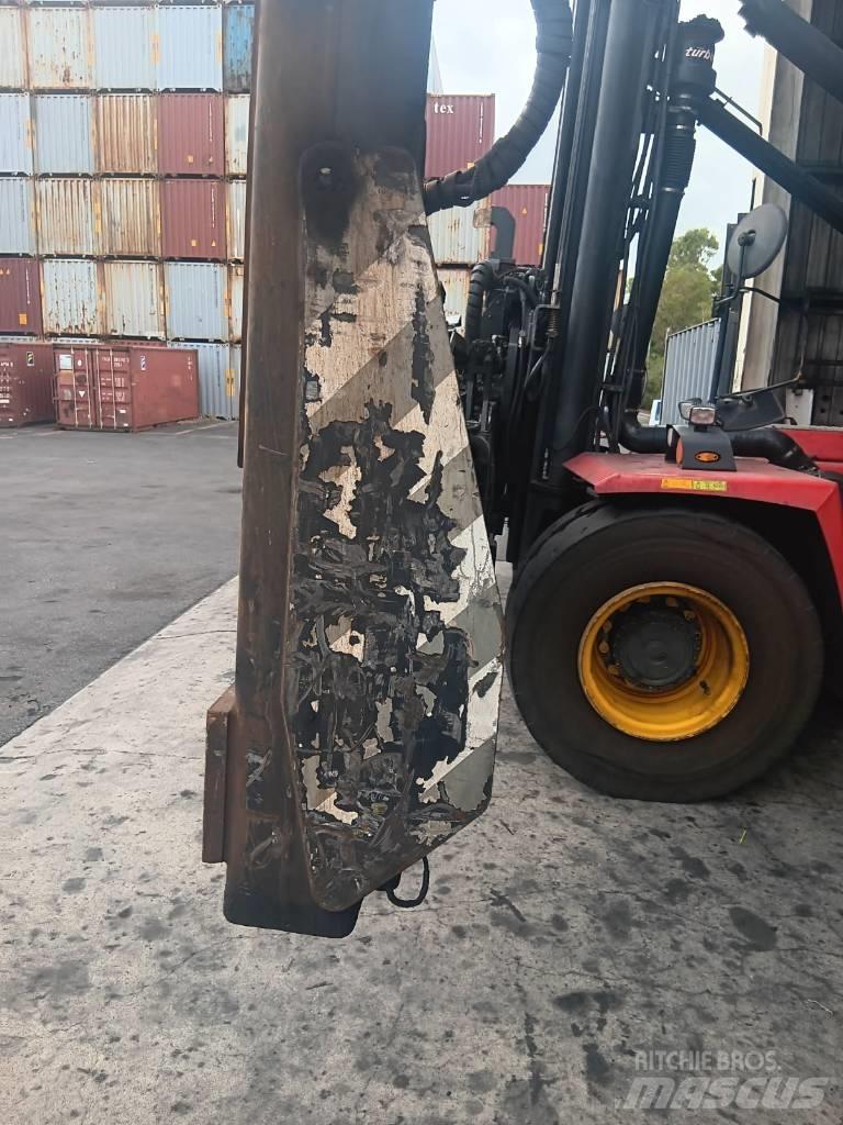 Kalmar DCG100-45ED7 Konteineru manipulatori