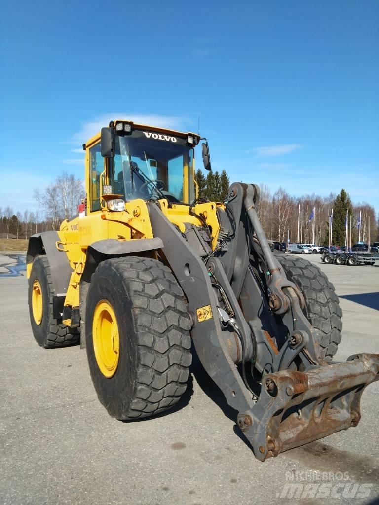 Volvo L 120 E Iekrāvēji uz riteņiem