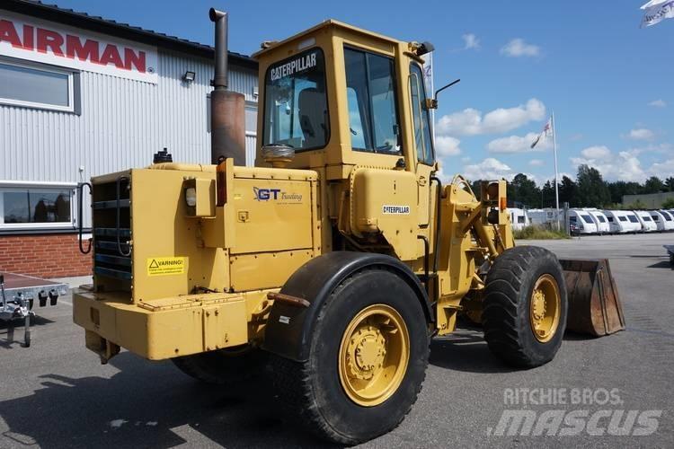 CAT 920 Iekrāvēji uz riteņiem