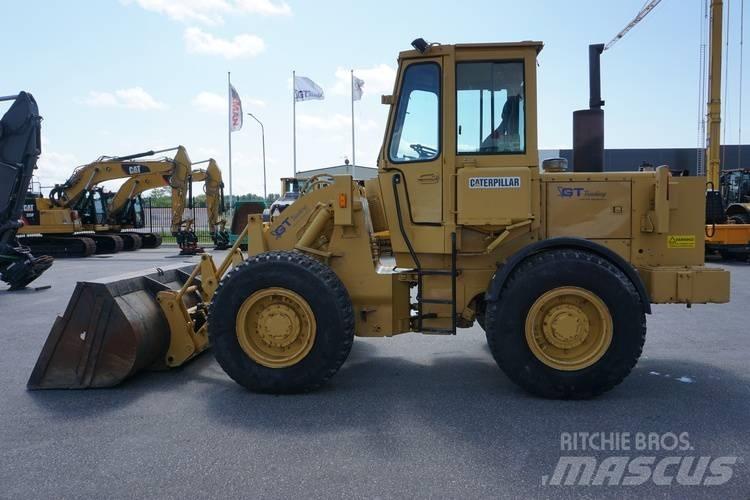 CAT 920 Iekrāvēji uz riteņiem