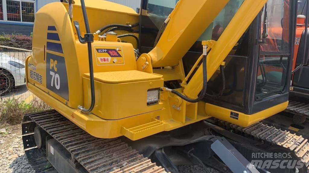 Komatsu PC 70 Kāpurķēžu ekskavatori