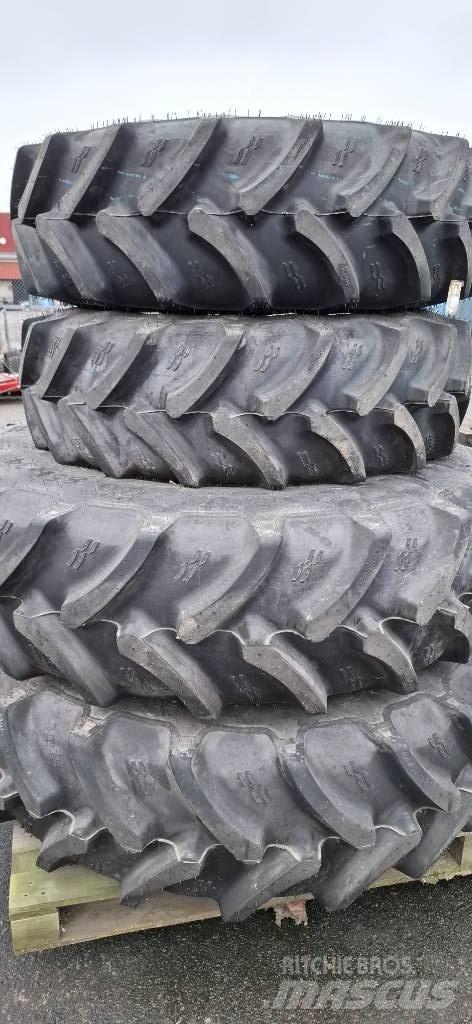 New Holland T5.110 Riepas, riteņi un diski