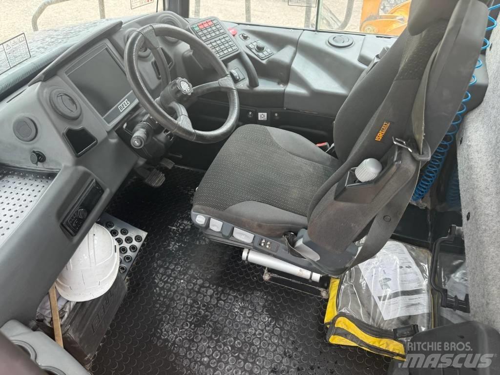 Bell B 30 E Artikulētie pašizgāzēji