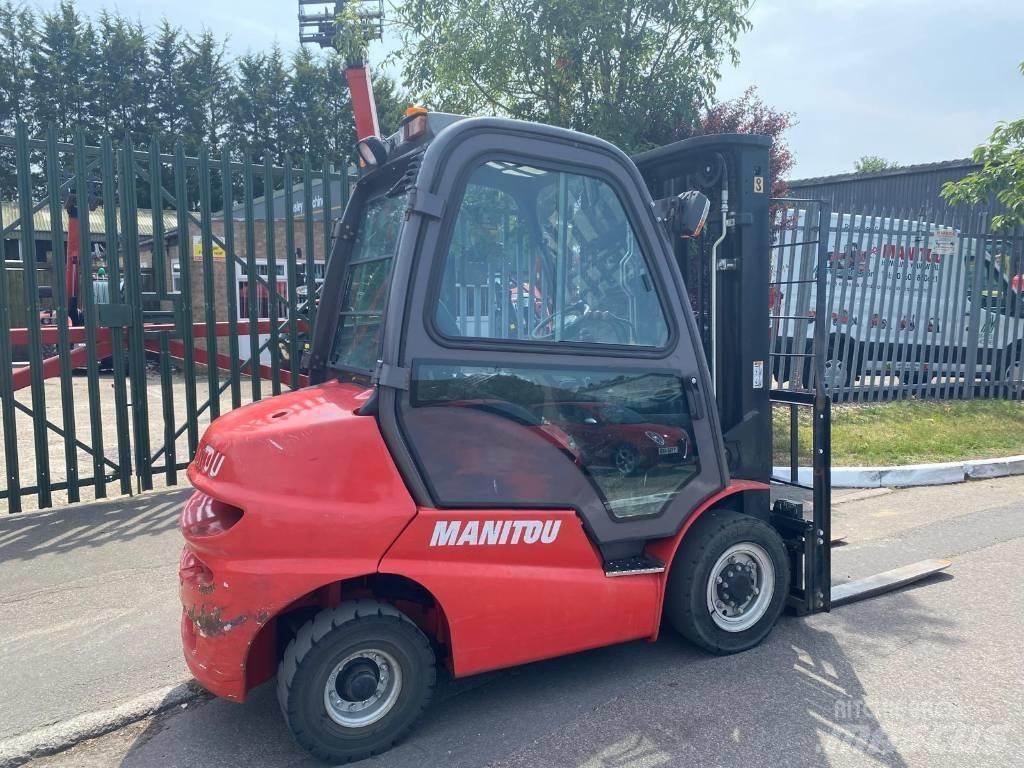 Manitou Mi25D Tehnika ar dīzeļa dzinēju