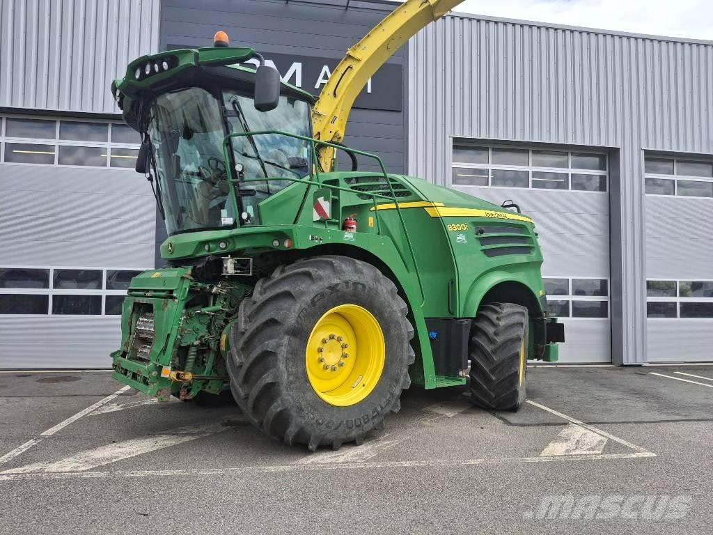 John Deere 7300 i Lopbarības novācēji