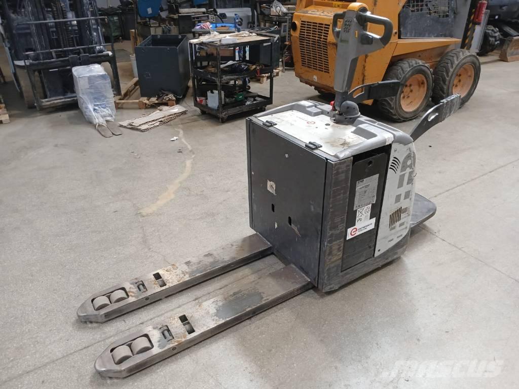 UniCarriers PLP 200 Hidrauliskās stalažas ar platformu
