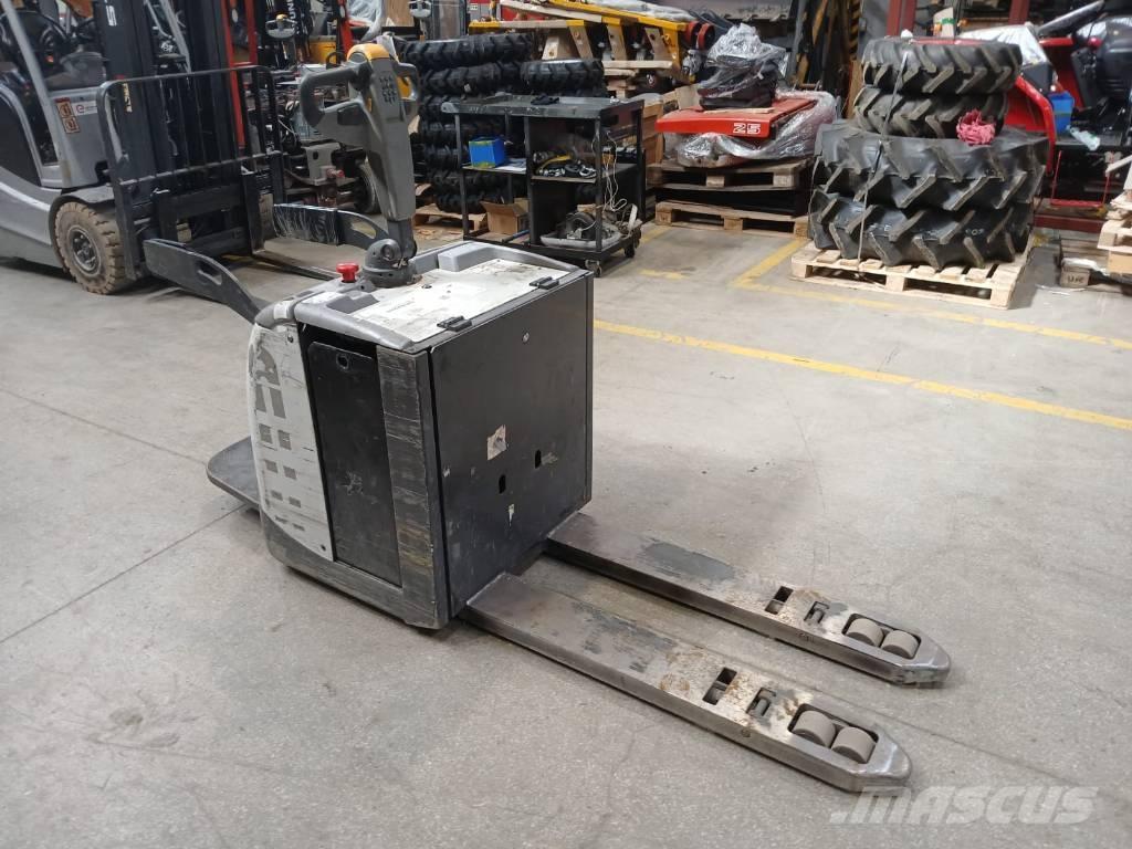UniCarriers PLP 200 Hidrauliskās stalažas ar platformu
