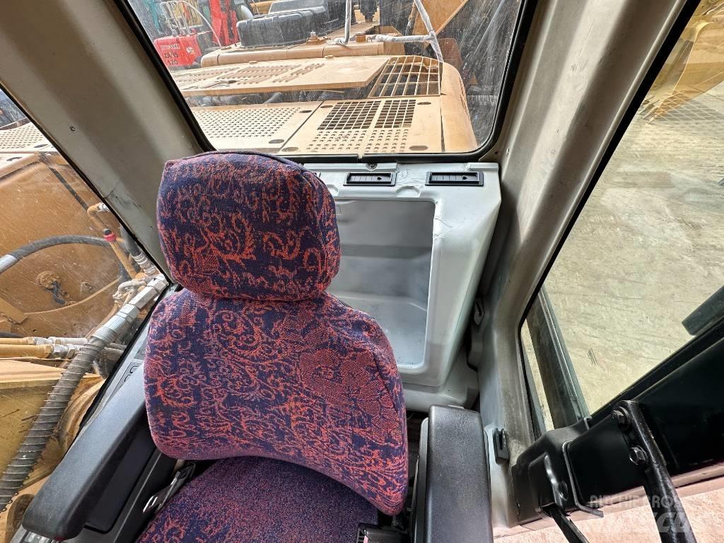 CAT 320 C L Kāpurķēžu ekskavatori