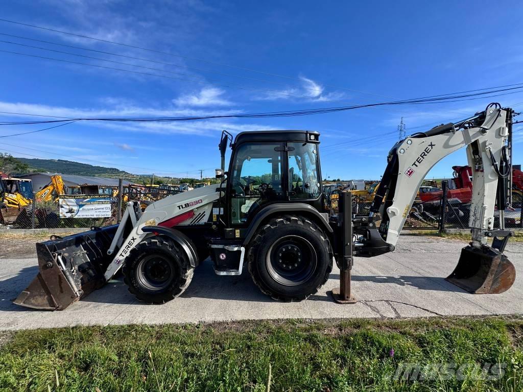Terex TLB 890 PM Ekskavatori-iekrāvēji
