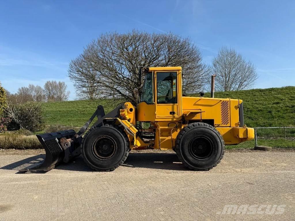 Volvo L70D Iekrāvēji uz riteņiem