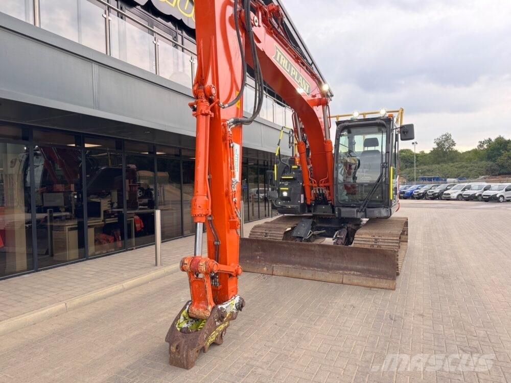 Hitachi ZX135USBL-7 Kāpurķēžu ekskavatori