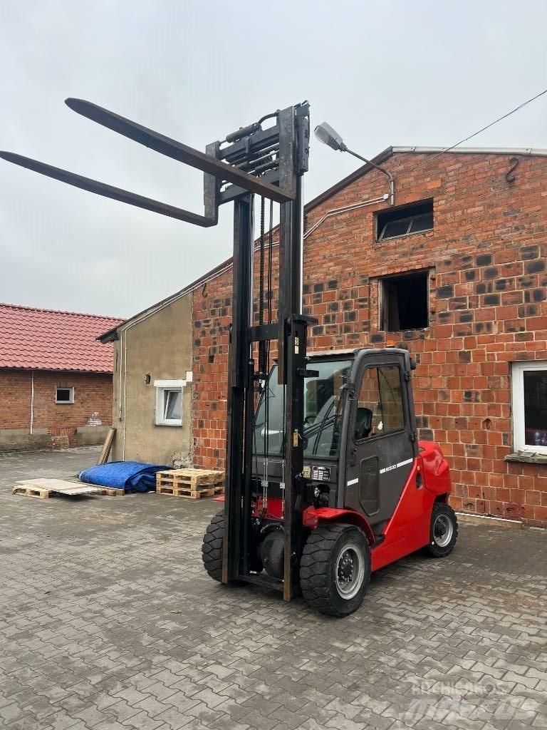 Manitou MI50D Tehnika ar dīzeļa dzinēju