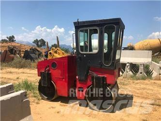 Ingersoll Rand DD23 Divvalču grunts veltņi