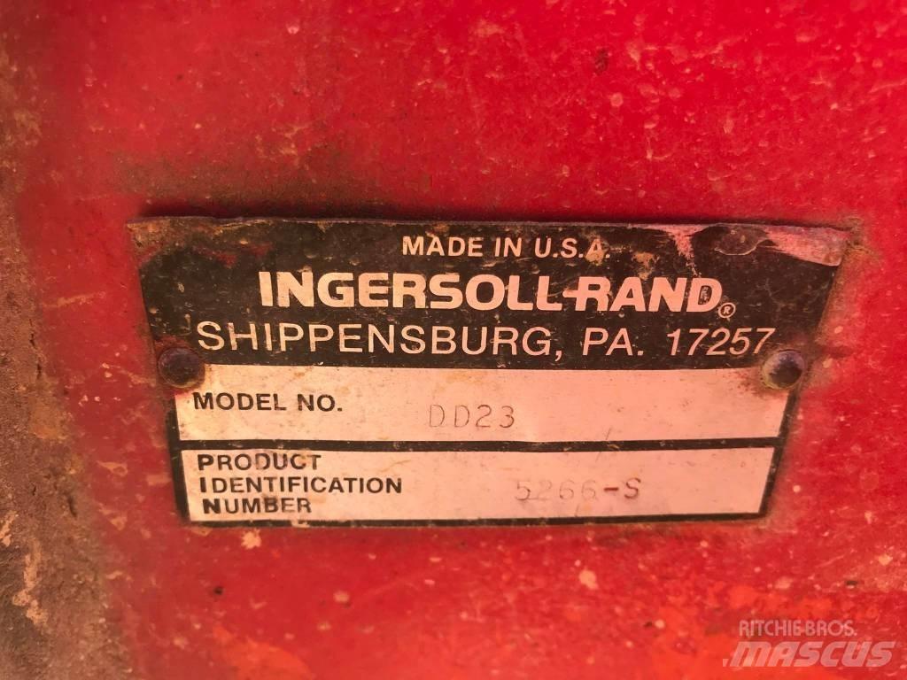 Ingersoll Rand DD23 Divvalču grunts veltņi