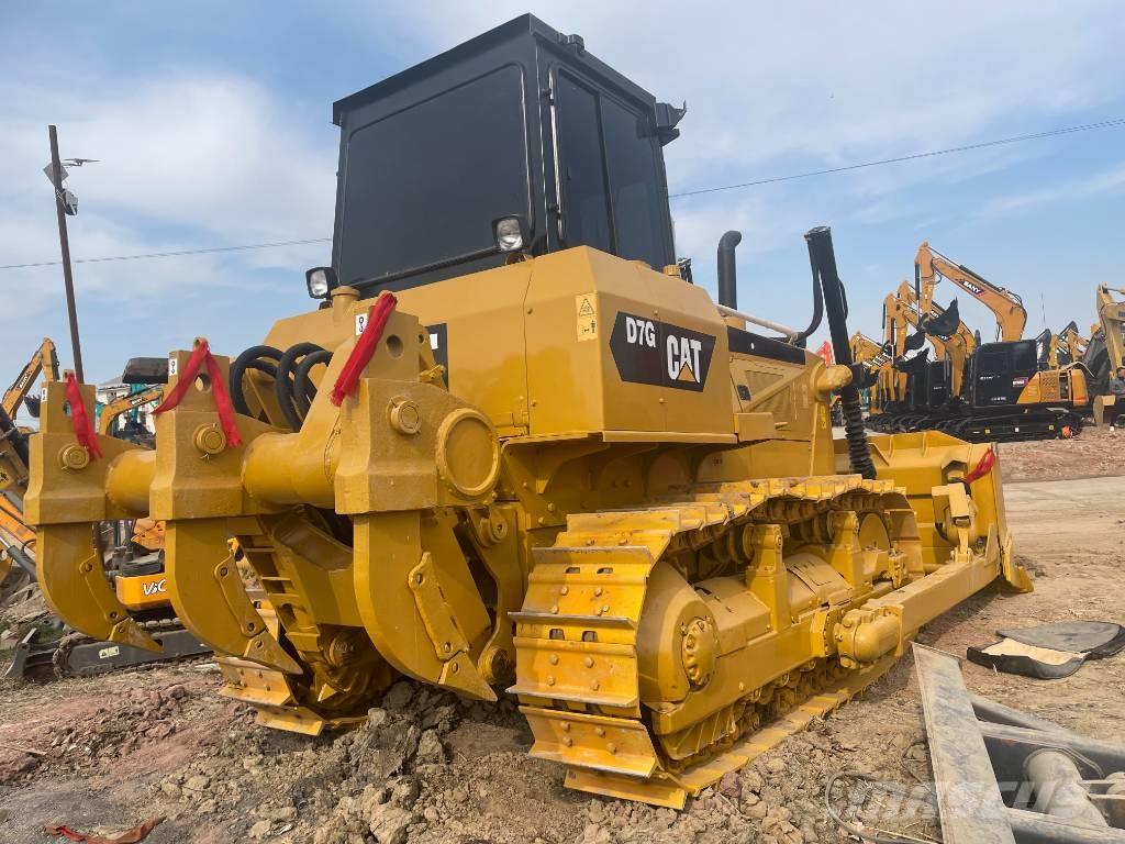 CAT D 7 G Kāpurķēžu buldozeri