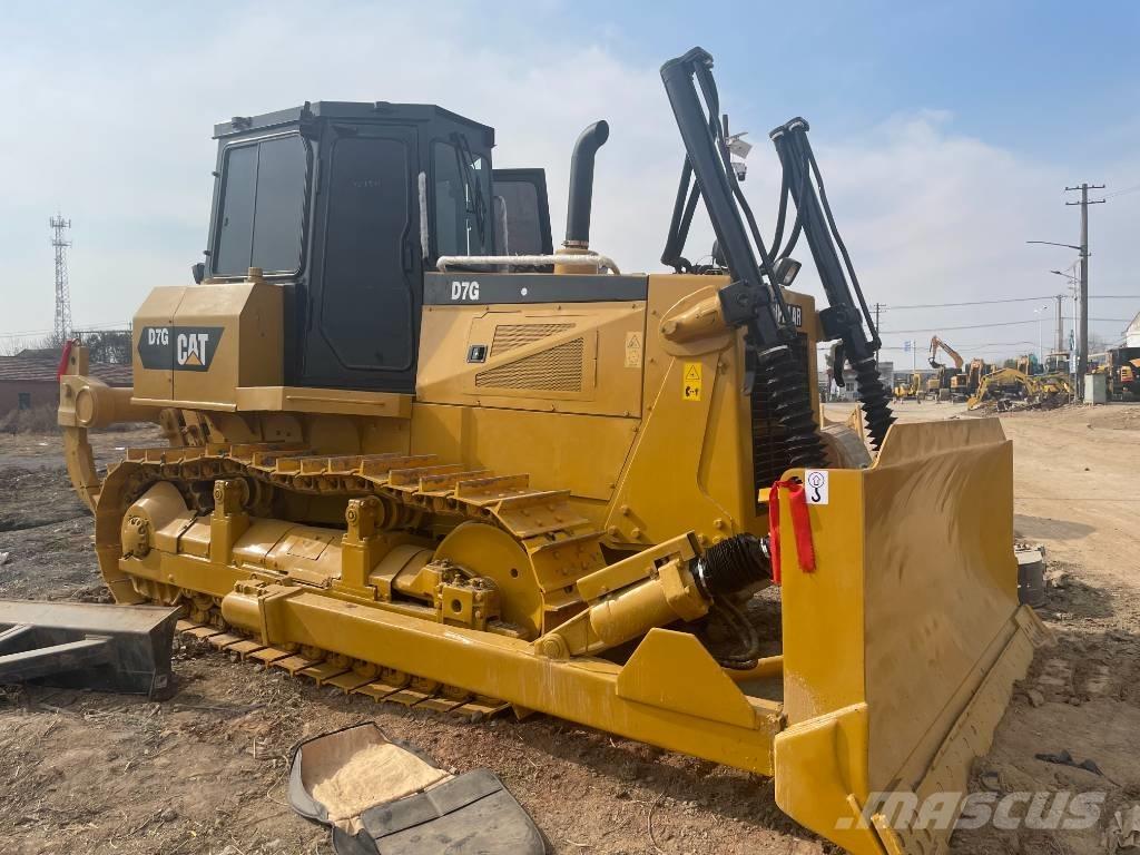 CAT D 7 G Kāpurķēžu buldozeri