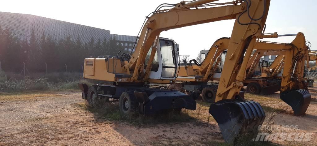 Liebherr A 902 Ekskavatori uz riteņiem