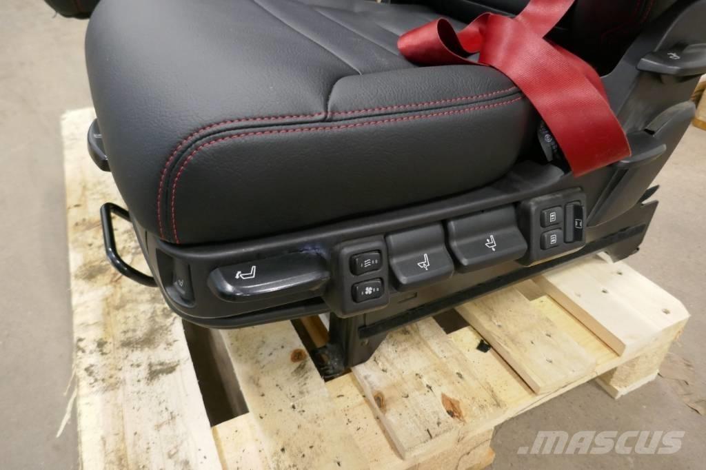 Scania R 500 CB Kabīnes un interjers