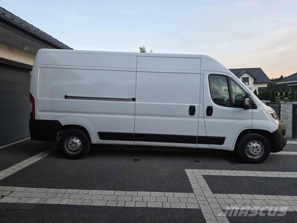 Opel Movano Preču pārvadāšanas furgoni