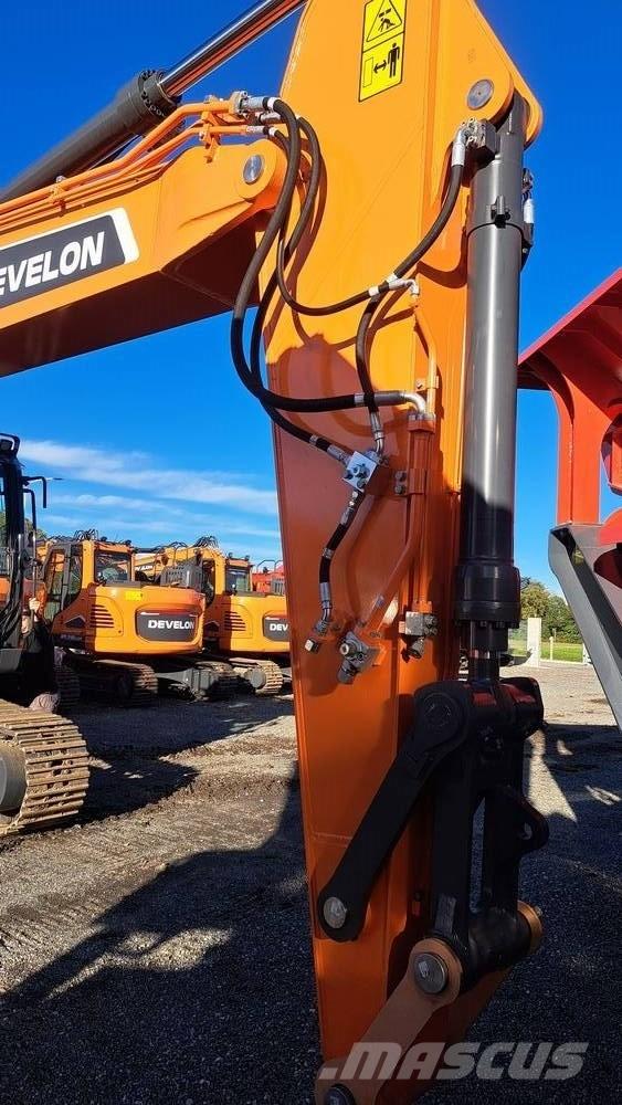 Develon DX 210 NLC-7 Kāpurķēžu ekskavatori