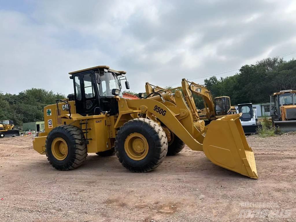CAT 950 G Iekrāvēji uz riteņiem