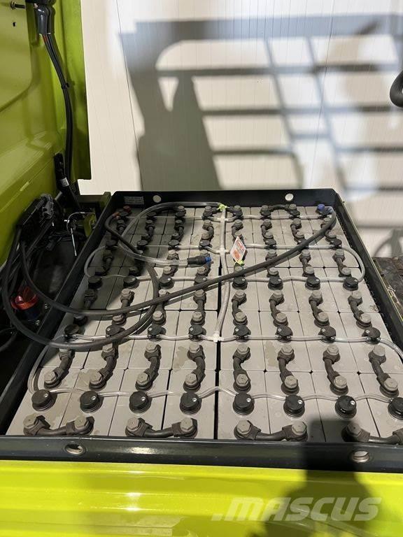 Clark GEX30 Elektriskie iekrāvēji