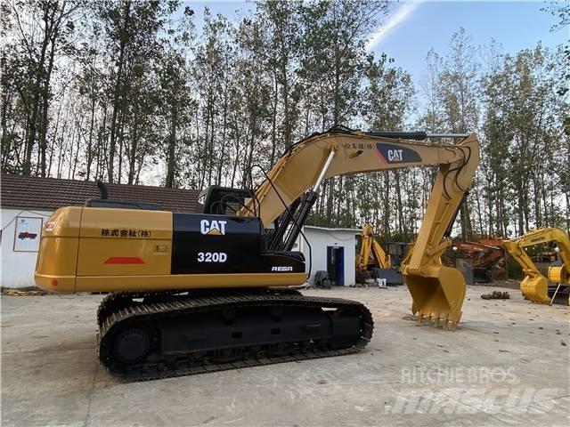 CAT 320D Kāpurķēžu ekskavatori