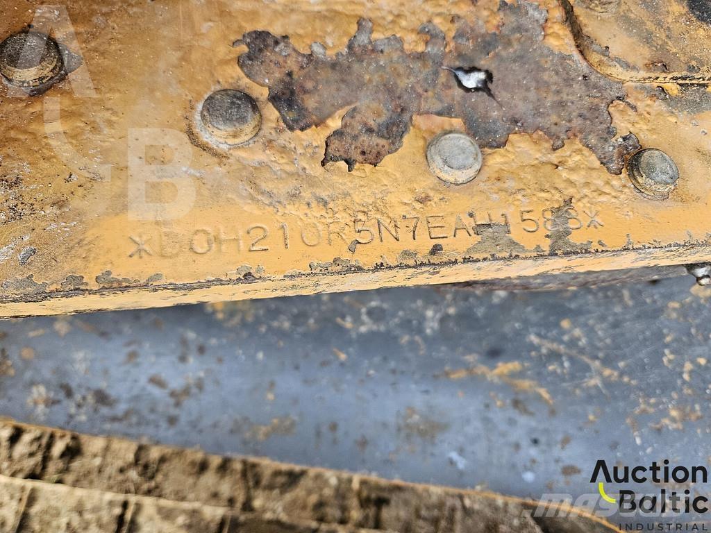 CASE CX 210 B Kāpurķēžu ekskavatori