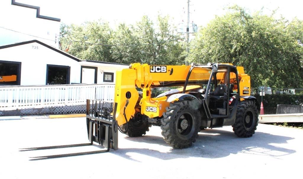 JCB 507-42 Teleskopiskie manipulatori