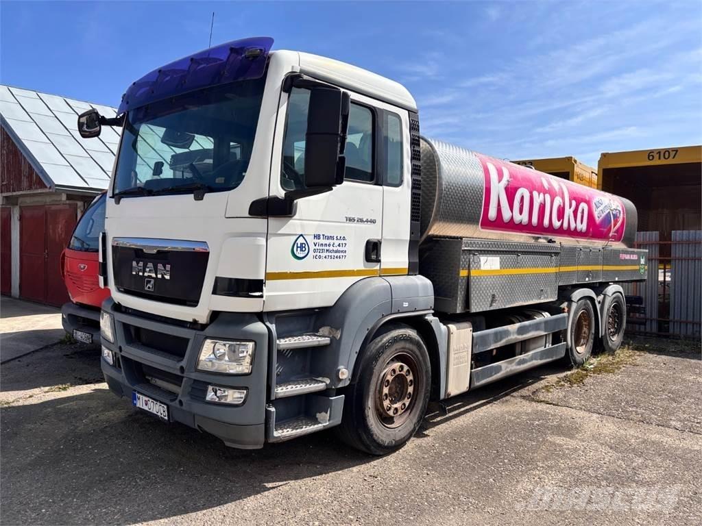 MAN TGS 26.440 6X2 Autocisterna