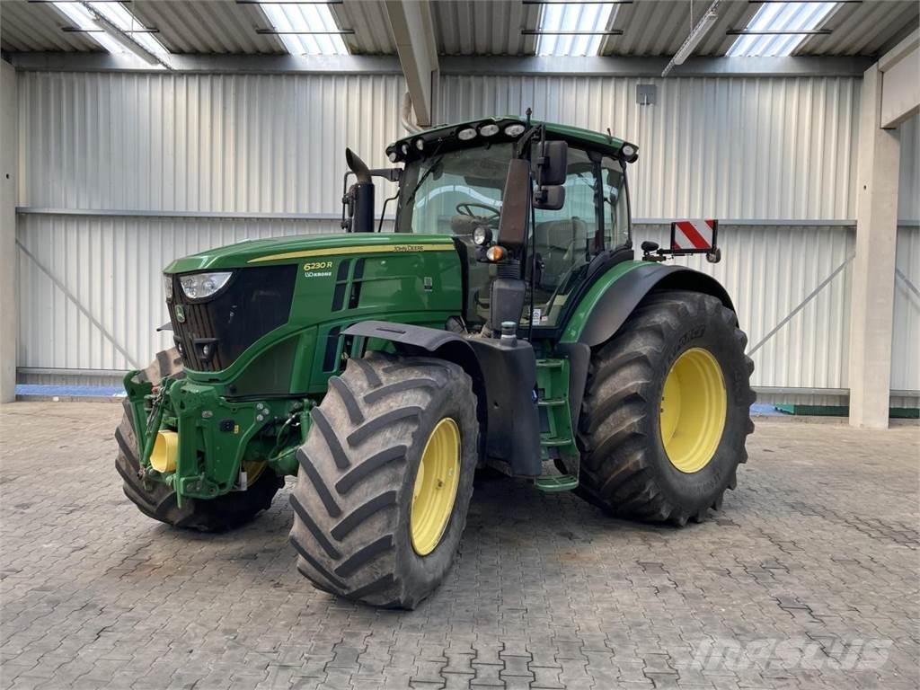 John Deere 6230R Traktori
