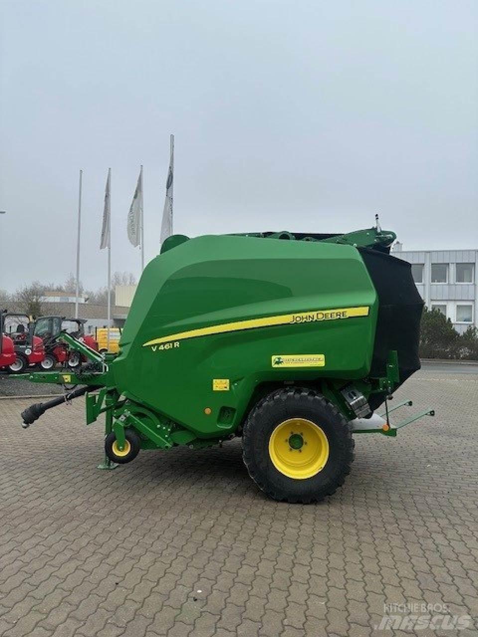 John Deere V461R Rituļu preses