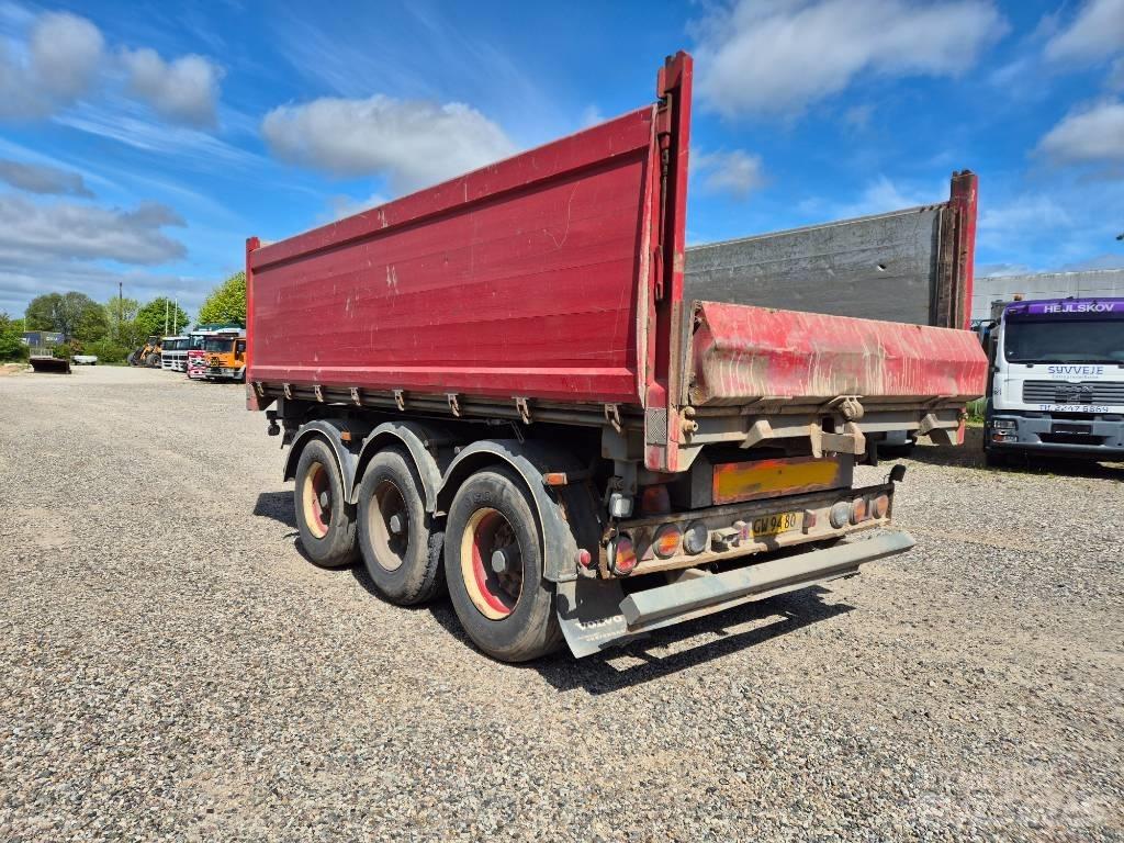 Nopa 3 axle tipper Pašizgāzējs
